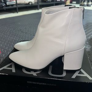 Aqua Boots